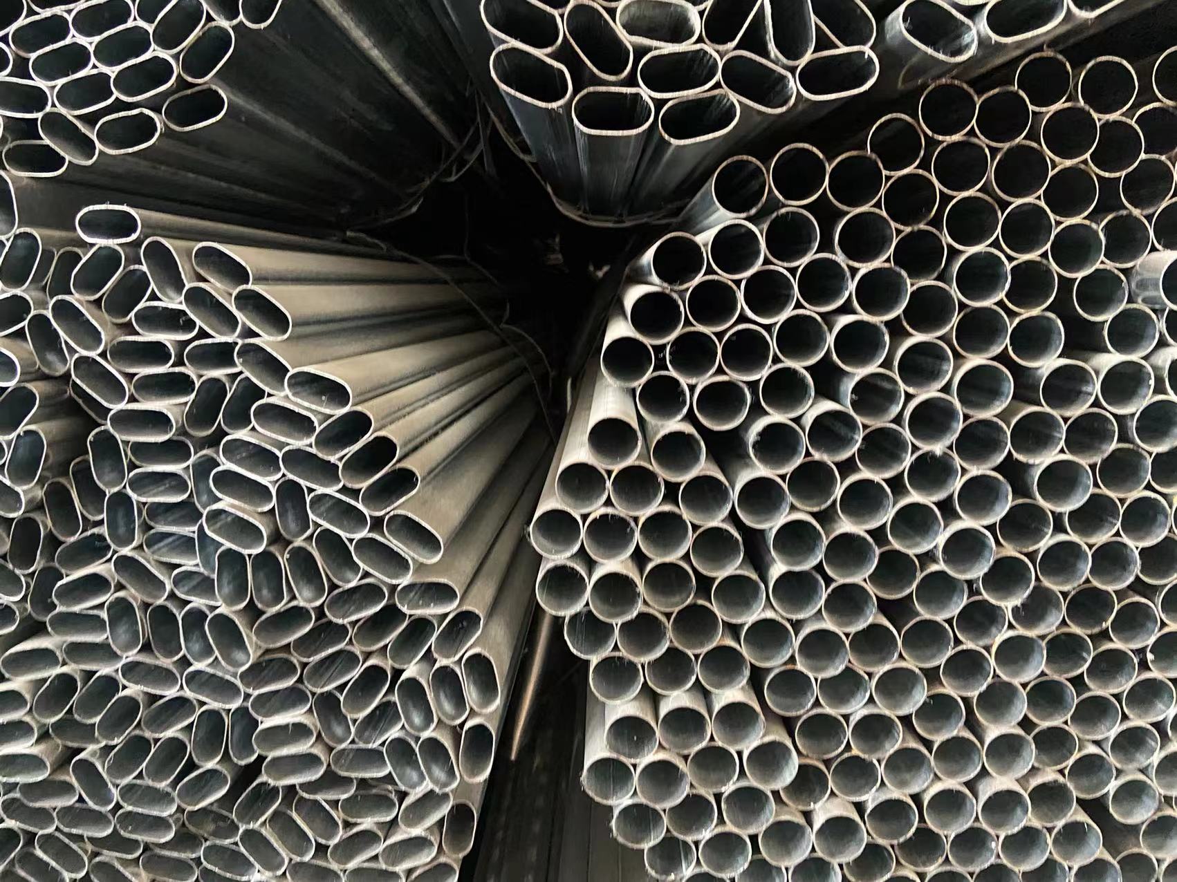 The Role of Galvanized Steel Tubes in Construction