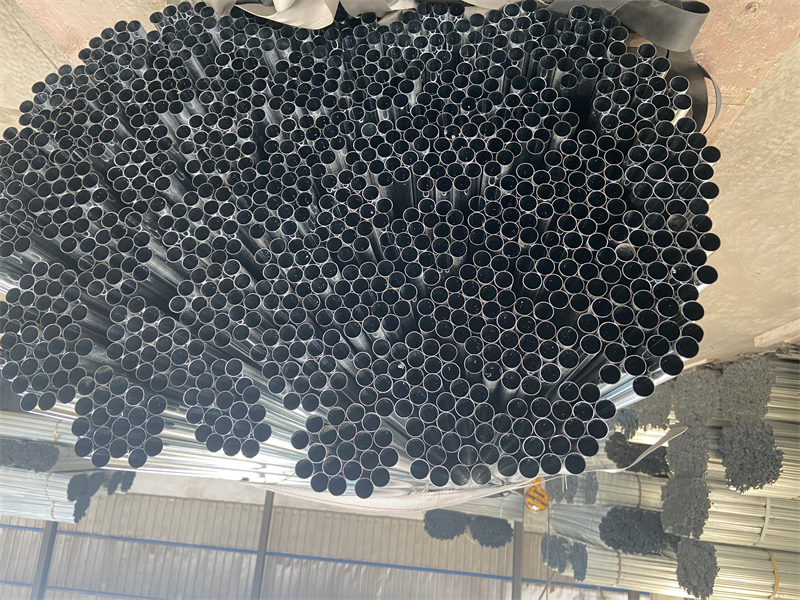 High Quality Galvanized Square And Rectangular Steel Pipes And Tubes