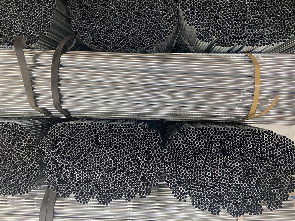 wholesale China manufactures galvanized steel pipe zinc coated